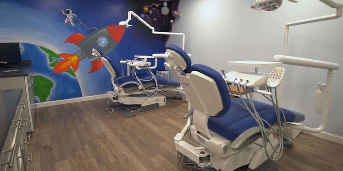 Dental technology decorative image